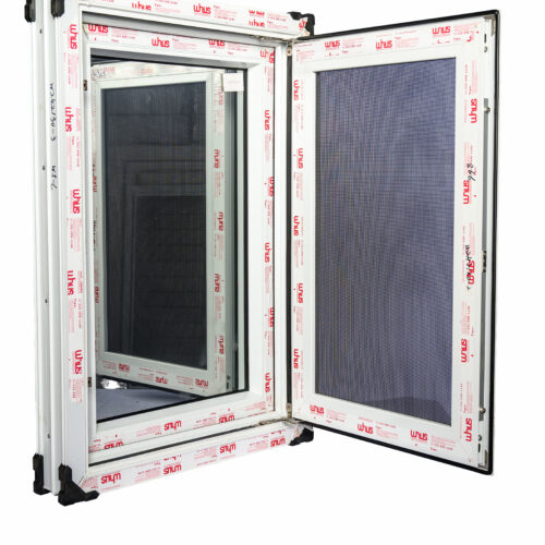 3090 - 26 X 38(R) CASEMENT WINDOWS with SCREEN ATTACHED - RIGHT SWING