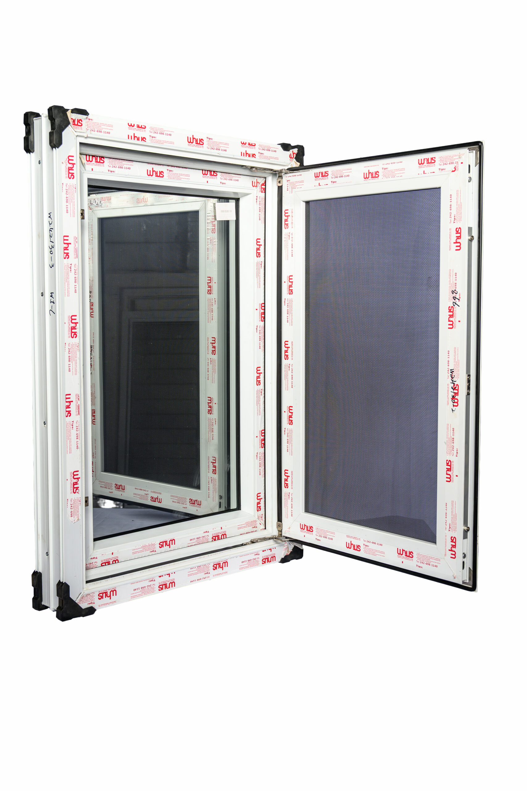 3090 - 26 X 38(R) CASEMENT WINDOWS with SCREEN ATTACHED - RIGHT SWING