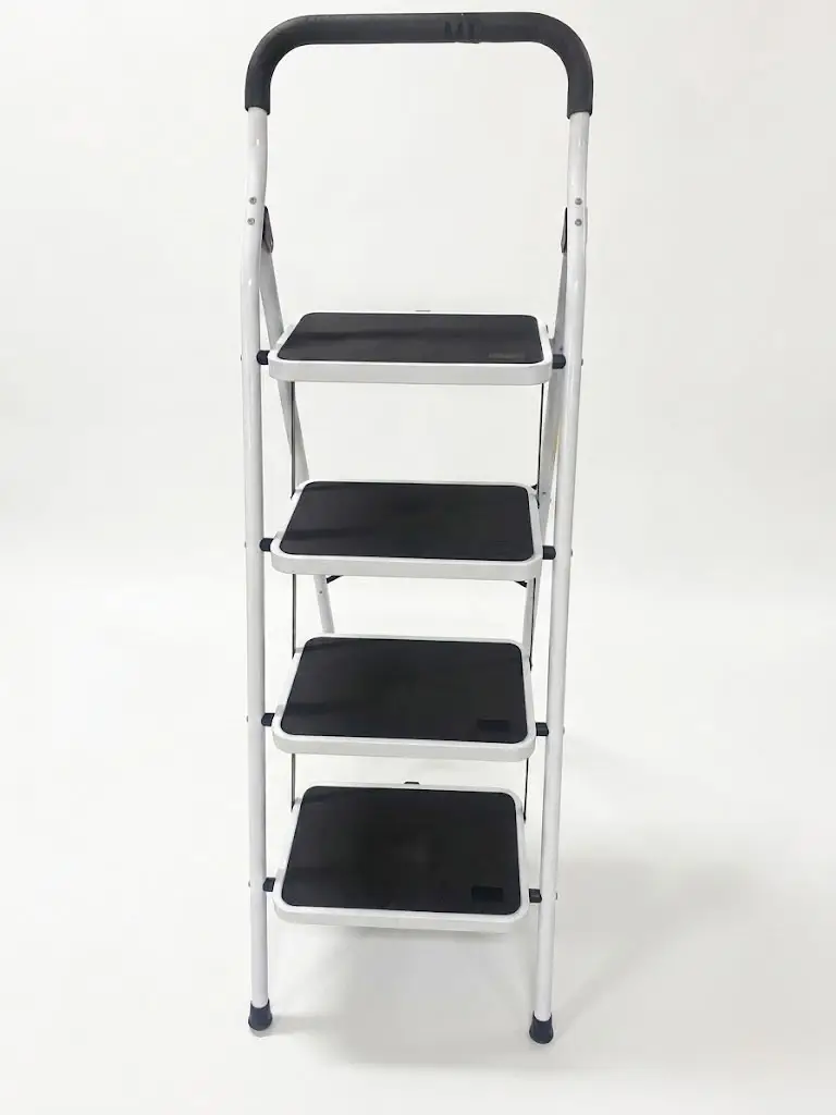 4 Step Steel Ladder